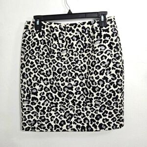 Halogen Women's Cheetah Print Metallic Pencil Mini Skirt. Size 6/Small